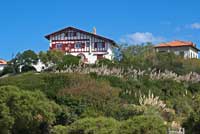 Traumhaus über dem Strand